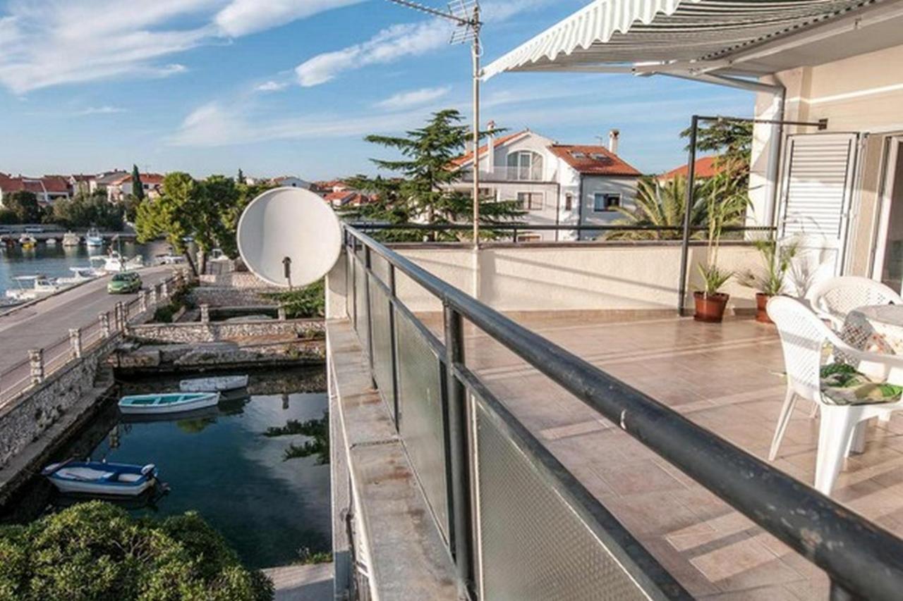 Amazing Seaview Apartment With A Balcony Near The Beach - Kneza Trpimira I Zadar Exteriör bild