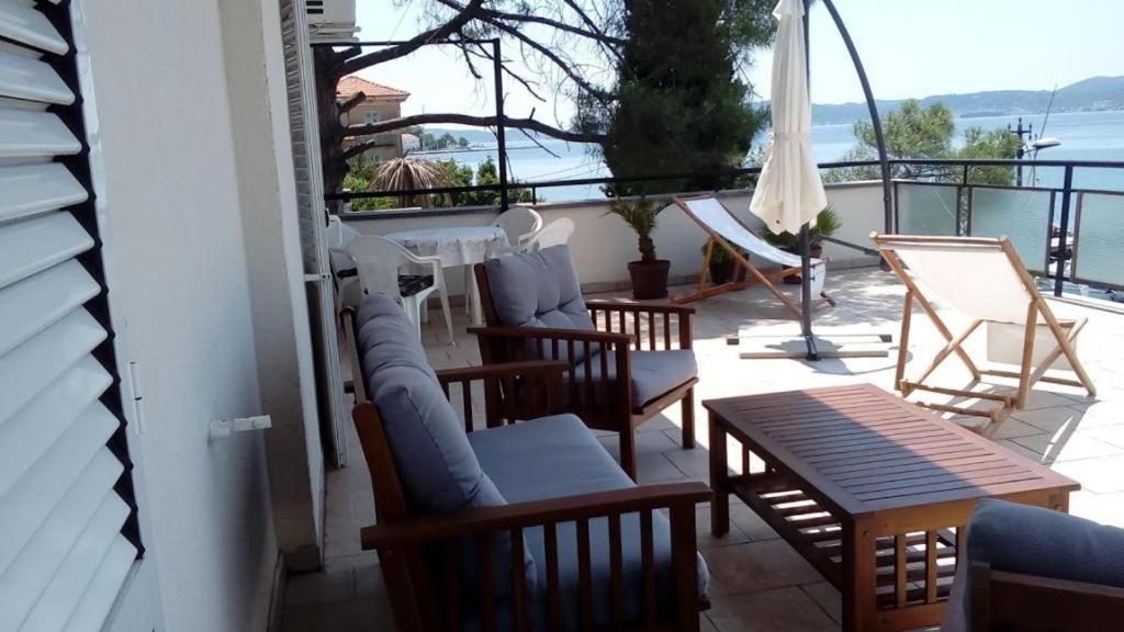 Amazing Seaview Apartment With A Balcony Near The Beach - Kneza Trpimira I Zadar Exteriör bild